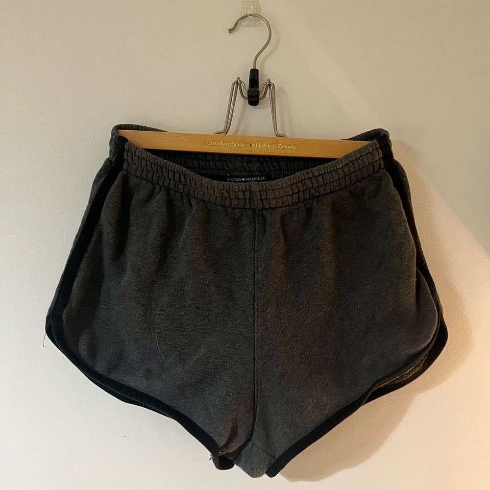 BRANDY MELVILLE DARK GREY SWEAT SHORTS